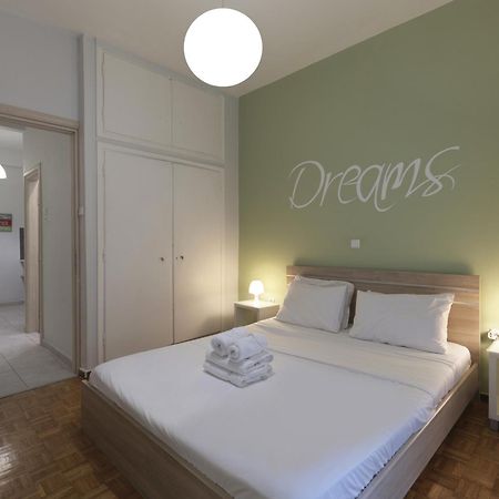 Cozy Athenian One Bd, Pistachio Charm Lägenhet Exteriör bild