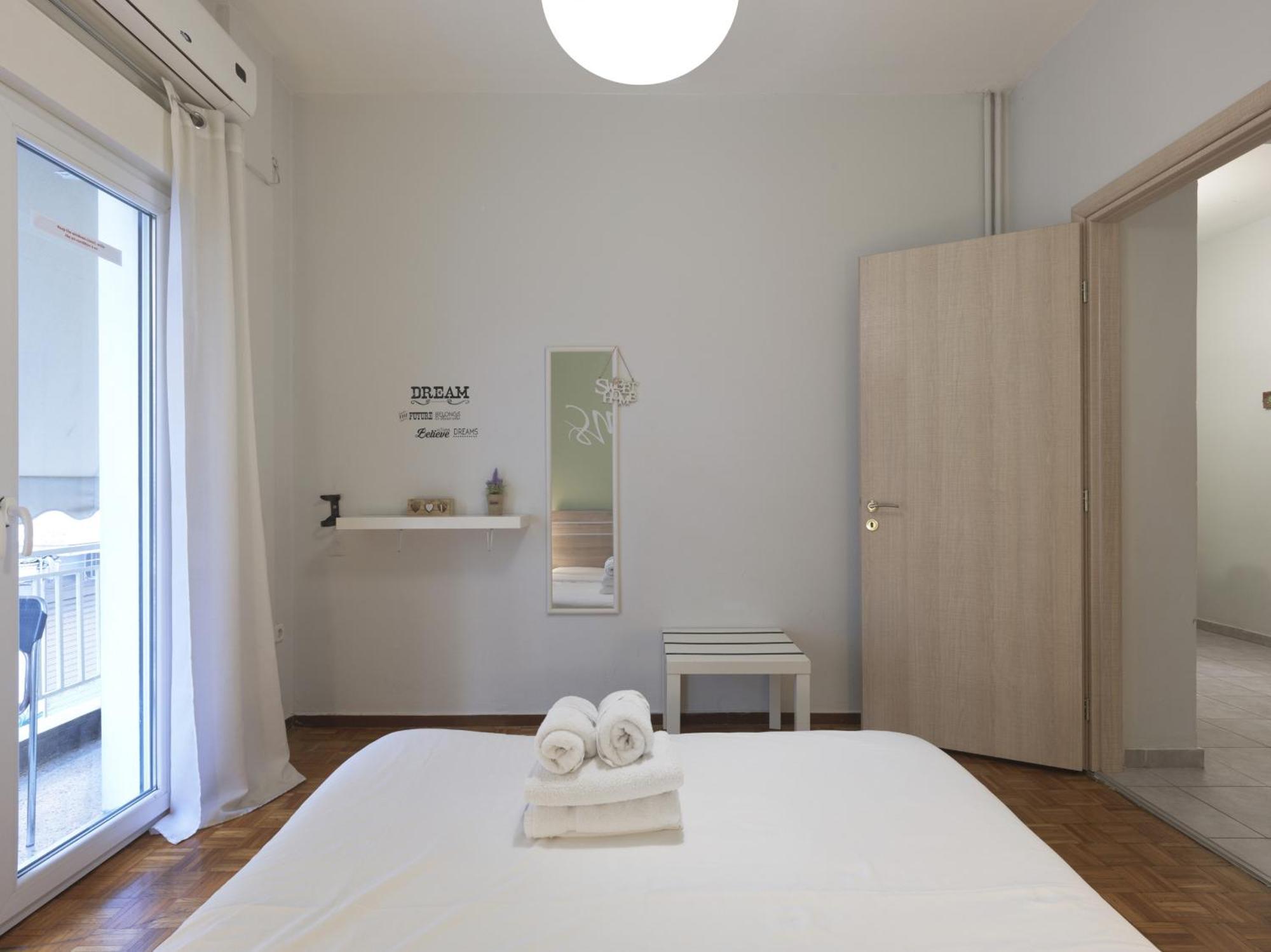 Cozy Athenian One Bd, Pistachio Charm Lägenhet Exteriör bild